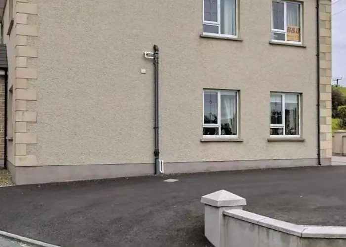 Glendale House 住宿加早餐酒店 莫纳汉