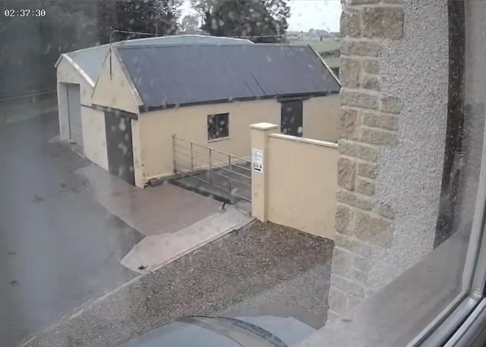 Glendale House 4*