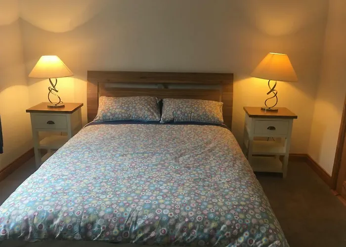 Glendale House 住宿加早餐酒店 莫纳汉